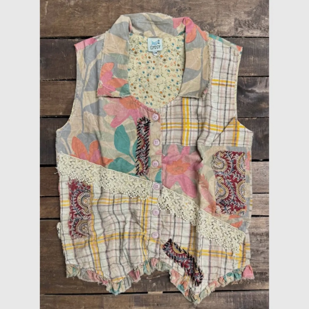 Jaded Gypsy Falling petals Bohemian Patchwork Vest NWT $129 - Picture 2 of 8